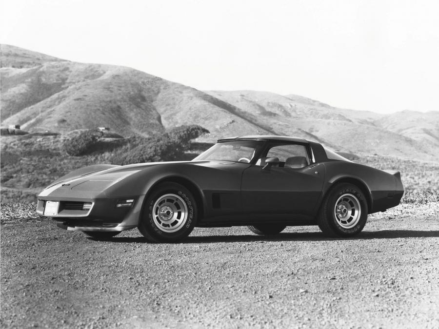  Chevrolet Corvette 1980 года  (фото 12 из 25)